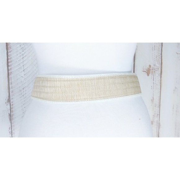 90s vintage white/tan wide straw patent leather belt/reptile embossed - Picture 2 of 3